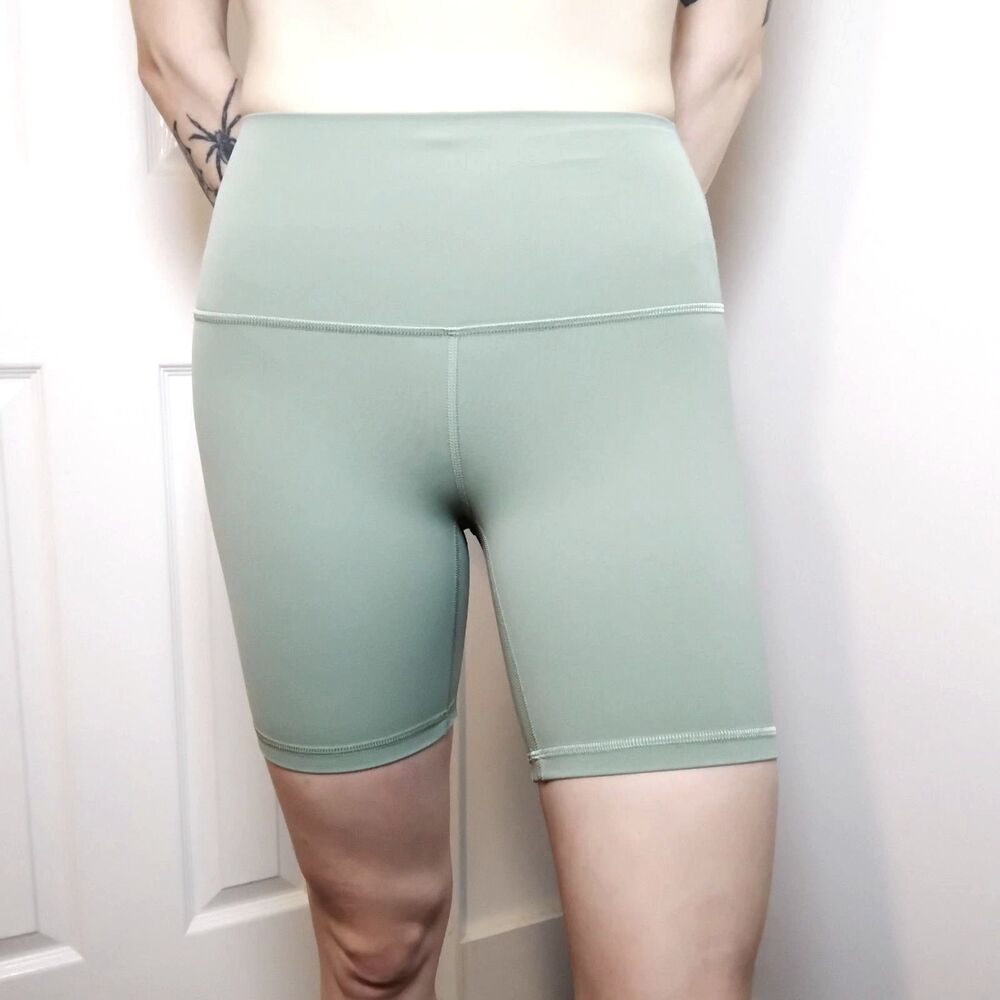 Lululemon Align High-Rise Short 6" Size 2 Palm Court